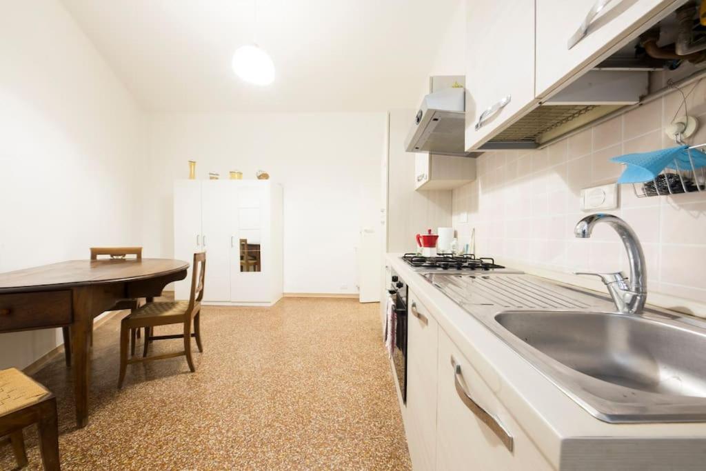 Agostino'S Apartment Genova Esterno foto