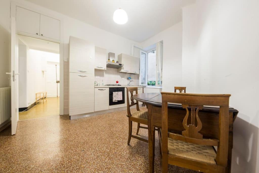 Agostino'S Apartment Genova Esterno foto